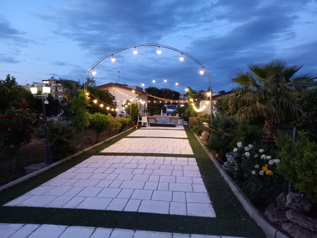 B&B Giardino Isabella ปาลาจาโน ภายนอก รูปภาพ