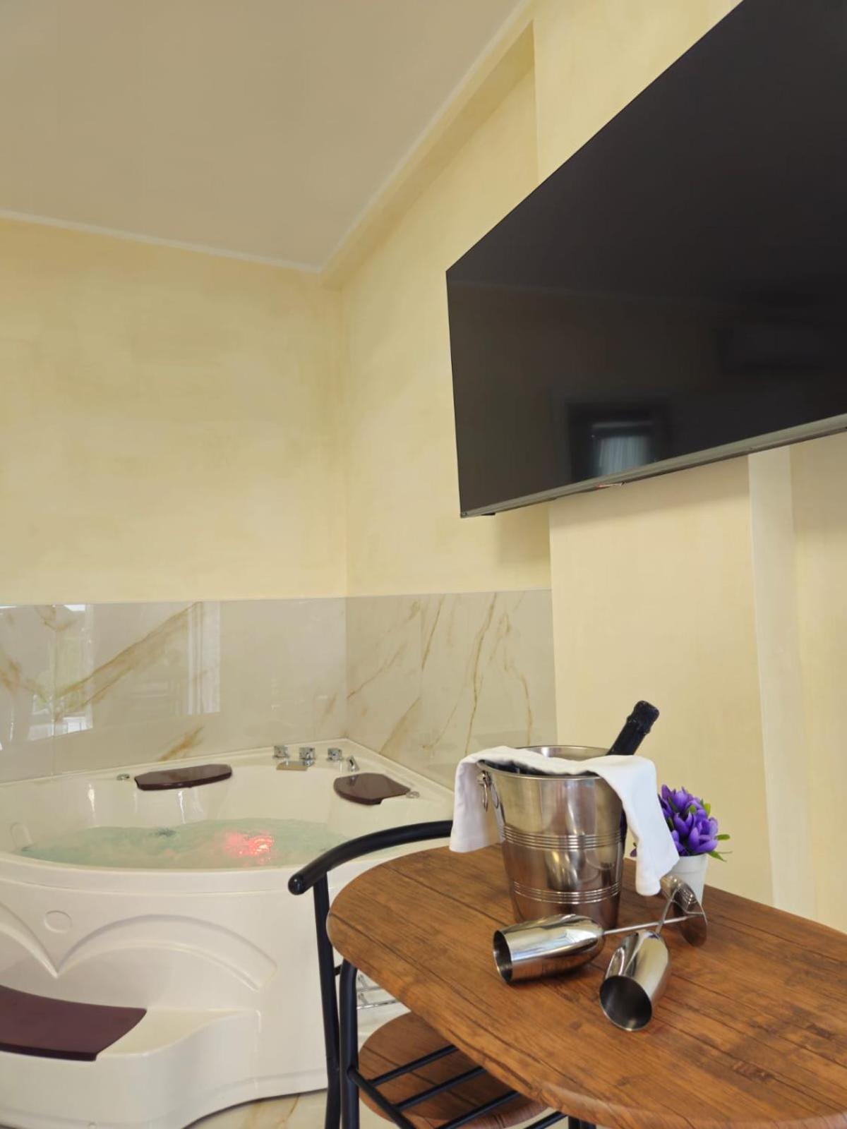 B&B Giardino Isabella ปาลาจาโน ภายนอก รูปภาพ